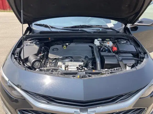 2023 Chevrolet Malibu 1LT in Cars & Trucks in Hamilton - Image 26