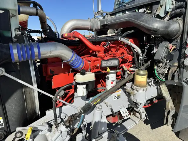 2022 PETERBILT 389 in Heavy Trucks in Winnipeg - Image 29