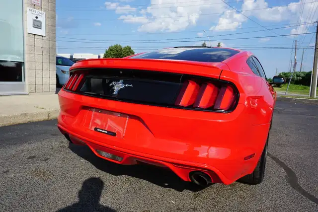 2017 Ford Mustang in Cars & Trucks in Oakville / Halton Region - Image 7