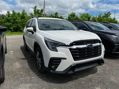 Véhicule à 47 799.99$ avant les taxes. Disponible à l'achat et la location à partir de 3.49% Le Suba...