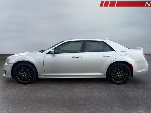 2023 Chrysler 300 in Cars & Trucks in Calgary - Image 2