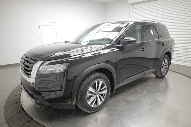 2023 Nissan Pathfinder SL in Cars & Trucks in Calgary - Image 3