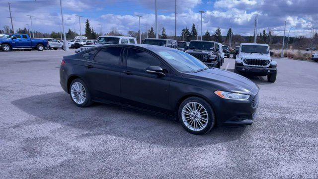 2014 Ford Fusion SE | AWD | Leather | Sunroof | Backup Camera in Cars & Trucks in Prince George - Image 2