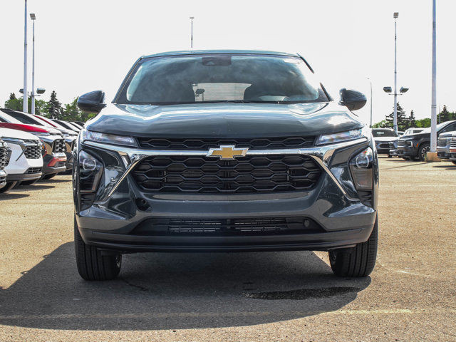 2025 Chevrolet Trax LS in Cars & Trucks in Edmonton - Image 3
