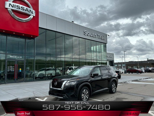  2023 Nissan Pathfinder SL 4WD *ACCIDENT FREE CARFAX* 2ND SET TI in Cars & Trucks in Calgary