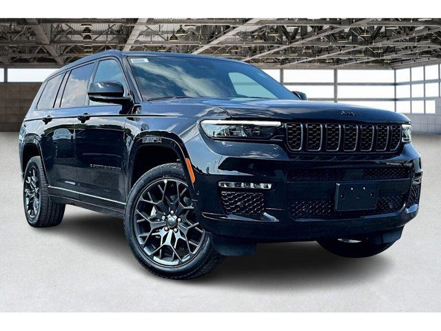 2025 Jeep Grand Cherokee L Summit in Cars & Trucks in Mississauga / Peel Region - Image 2