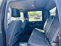 2021 GMC Sierra 2500HD SLE Duramax Diesel Fully Equipped Kodiak Edition! Take on tough jobs, rugged... (image 7)