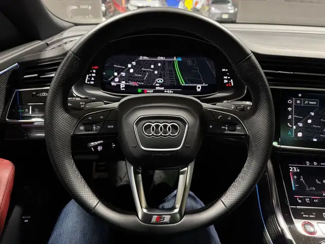 2022 Audi SQ8 BLACK OPTICS MASSAGE RED INTERIOR! in Cars & Trucks in Mississauga / Peel Region - Image 18