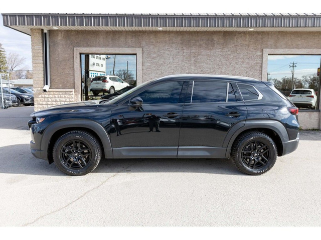 2023 Mazda CX-50 GT AWD | HTD/CLD SEATS | SUNROOF | CARPLAY | CL in Cars & Trucks in Winnipeg - Image 3