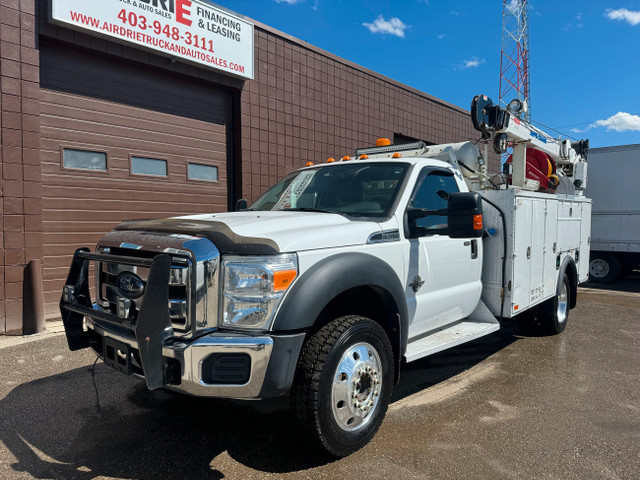 2015 Ford F-550 DRW XLT SERVICE TRUCK CRANE VMAC LOW KM! in Cars & Trucks in Calgary - Image 2