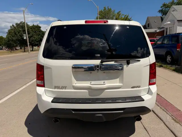 2015 Honda Pilot EX-L in Cars & Trucks in Hamilton - Image 12
