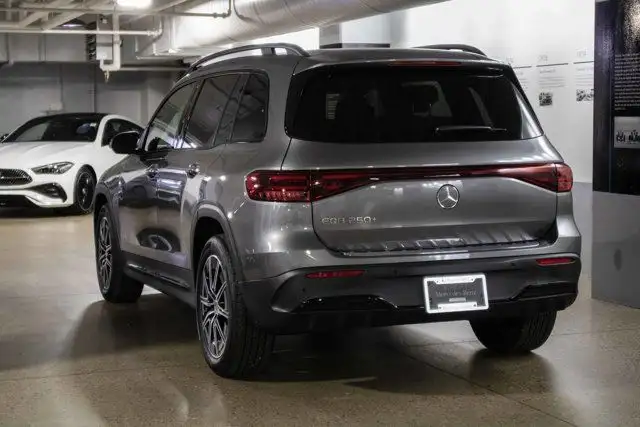 2024 Mercedes-Benz EQB EQB 250+ SUV in Cars & Trucks in Edmonton - Image 8