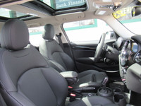 One owner, clean Carfax, two keys, automatic 2.0L S model.. Super fun and exciting car to drive. Ton... (image 7)