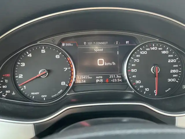 2017 Audi Q7 3.0T Komfort dans Autos et camions dans Ville d’Edmonton - Image 8