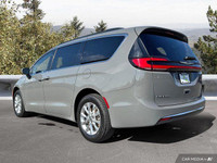 This 2022 Chrysler Pacifica Touring L boasts a powerful 3.6L Pentastar VVT V6 engine paired with a s... (image 3)