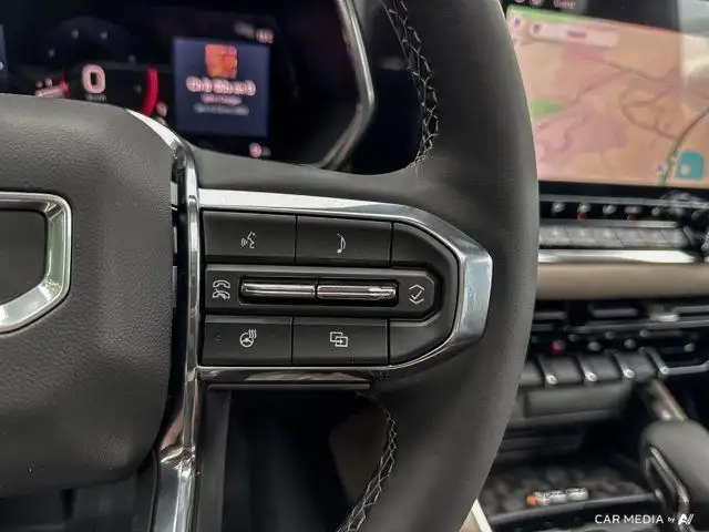 2025 GMC Canyon Denali in Cars & Trucks in Cowichan Valley / Duncan - Image 22