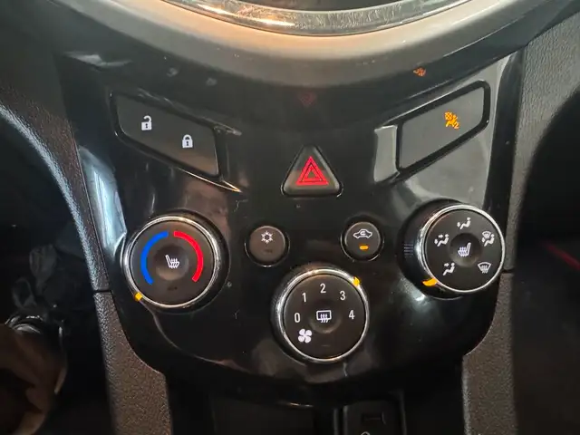 2017 Chevrolet Sonic 5dr HB Auto LT in Cars & Trucks in Longueuil / South Shore - Image 28