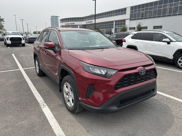 2020 TOYOTA RAV4 LE HYBRIDE ECRAN CARPLAY CAMERA SIEGES CHAUF TI in Cars & Trucks in Laval / North Shore - Image 3