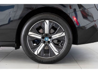 2025 BMW iX AWD Single-Speed Automatic Electric Motor EXTERIOR - BLACK SAPPHIRE METALLIC INTERIOR -... (image 7)