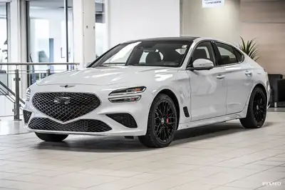 Élégante et sportive, la Genesis G70 est offerte en version Sport avec moteur 3.3T développant 365 c...