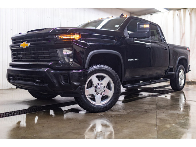 2024 Chevrolet SILVERADO 2500HD 4x4 Crew Cab Custom Diesel PSeat in Cars & Trucks in Grande Prairie - Image 4