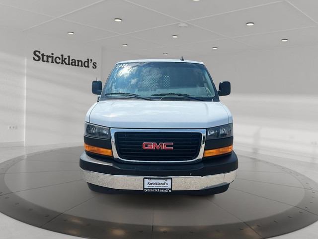 2023 GMC SAVANA CARGO 2500 135 WHEEL BASE 2WD in Cars & Trucks in Stratford - Image 3