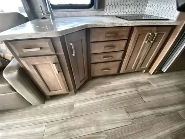 2023 Thor Motor Coach Aria 3401 in RVs & Motorhomes in Abbotsford - Image 15
