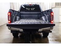 **ONE OWNER - ACCIDENT FREE** 49,326 KM This 2022 Ford F-250 4x4 Crew Cab XLT FX4 Longbox is powered... (image 9)