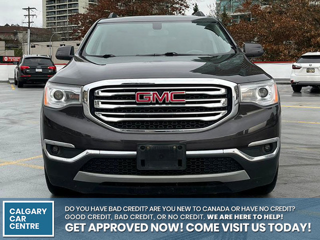 2018 GMC Acadia SLE2 $239B/W /w Back-up Camera, Moon Roof, Remot in Cars & Trucks in Calgary - Image 2