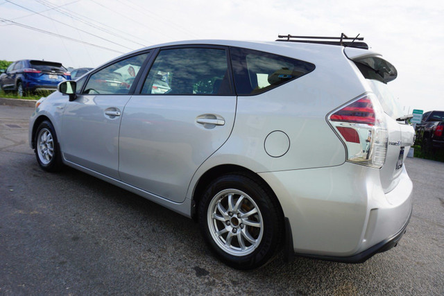 2016 Toyota Prius V in Cars & Trucks in Oakville / Halton Region - Image 4