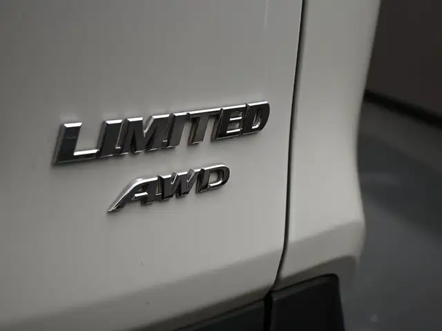2021 Toyota RAV4 LIMITED in Cars & Trucks in City of Halifax - Image 19