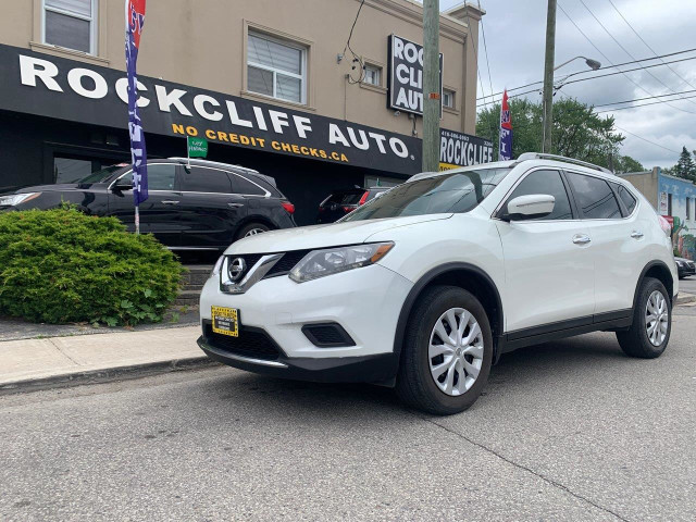 2015 Nissan Rogue in Cars & Trucks in City of Toronto
