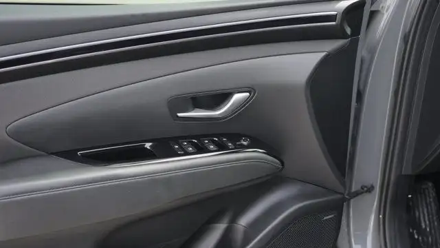 2022 Hyundai Santa Cruz Preferred AWD w/Trend Pkg | Leather in Cars & Trucks in Guelph - Image 10