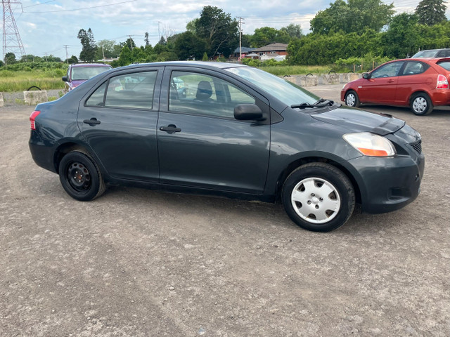 2009 Toyota Yaris * AUTOMATIQUE - 182000KM * in Cars & Trucks in Laval / North Shore - Image 4