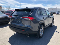 Engine: LIGHT/MEDIUM DUTY L/100Km City: 5.8 L/100Km Hwy: 6.3 Safety Equipment Electronic Stability C... (image 5)
