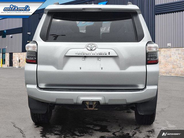 2020 Toyota 4Runner SR5 4WD | Leather | Sunroof | 3rd Row Seats in Cars & Trucks in Guelph - Image 4
