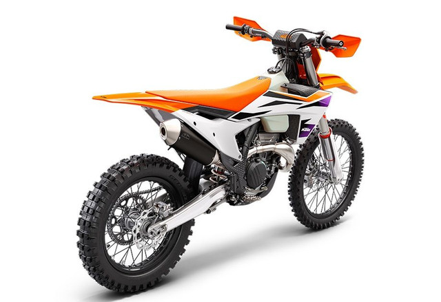 2024 KTM 350 XC-F in Dirt Bikes & Motocross in Lévis - Image 2