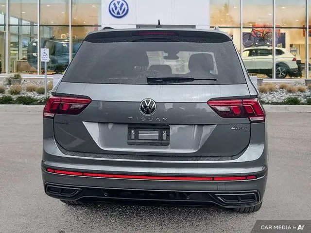 2024 Volkswagen Tiguan Comfortline R-Line Black Edition62929808139139123