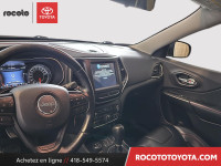 Engine: Moteur V6 L/100Km City: 12.9 L/100Km Hwy: 9.9 (image 7)