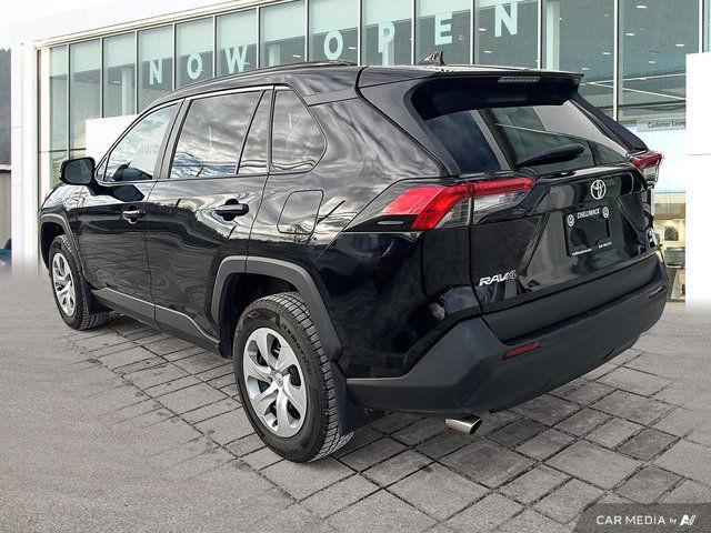 2021 Toyota RAV4 LE | AWD | ADAPTIVE CRUISE CONTROL | in Cars & Trucks in Chilliwack - Image 3