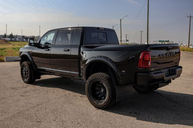 2025 Ram 3500 LIFTED LEATHER LOADED LARAMIE MEGACAB 4X4 DIESEL in Cars & Trucks in Strathcona County - Image 2