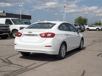 The 2018 Chevrolet Cruze LT is a well-rounded compact sedan that strikes a satisfying balance betwee... (image 6)