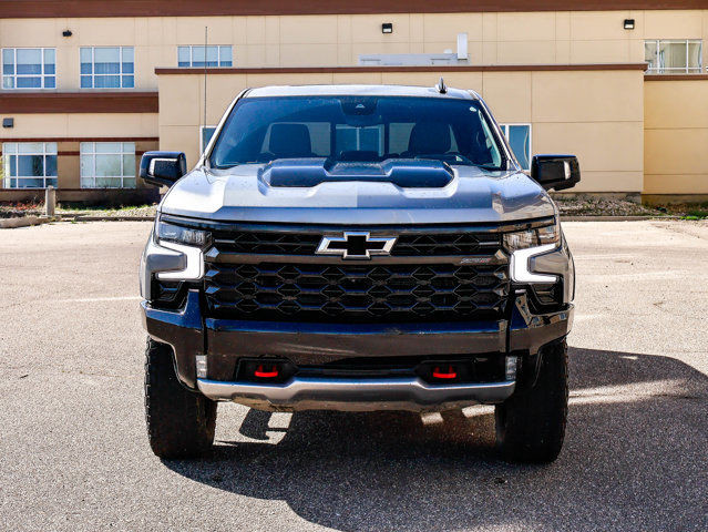 2023 Chevrolet Silverado 1500 ZR2 6.2L in Cars & Trucks in Strathcona County - Image 3