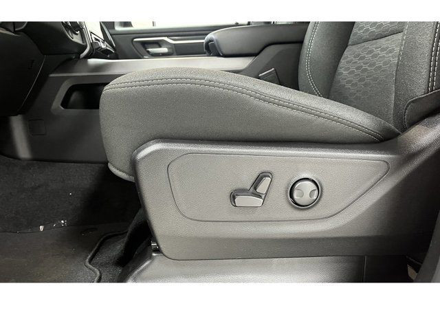 2025 Ram 1500 Big Horn in Cars & Trucks in Laval / North Shore - Image 4