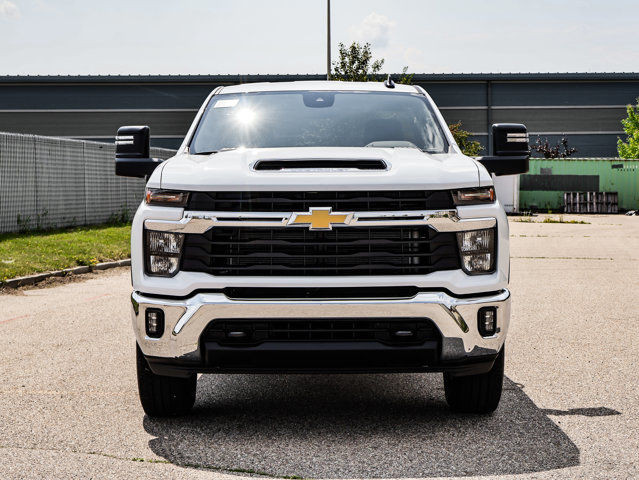 2025 Chevrolet Silverado 2500HD LT in Cars & Trucks in Strathcona County - Image 3