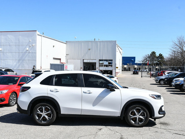 2025 Honda HR-V Sport HEATED STEERING | MOONROOF | HEATED SEATS in Cars & Trucks in City of Toronto - Image 4