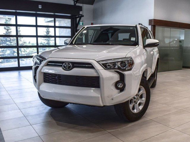 2023 Toyota 4Runner SR5 4X4 in Cars & Trucks in Calgary - Image 4