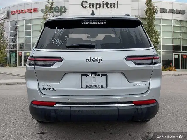 2024 Jeep Grand Cherokee L Laredo | 6 Passenger Seating62939426041219124
