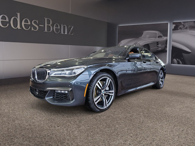 2019 BMW 7 Series 750i xDrive Navigation, Toit ouvrant, Radio sa in Cars & Trucks in Québec City