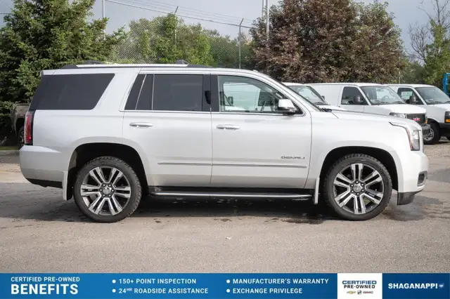 2017 GMC Yukon DenaliLOW KM | CLEAN CARFAX in Cars & Trucks in Calgary - Image 5